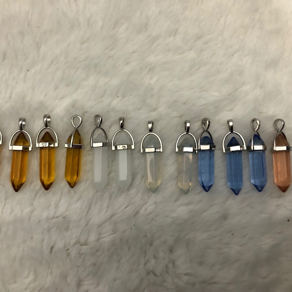 Pendants. 12. New.